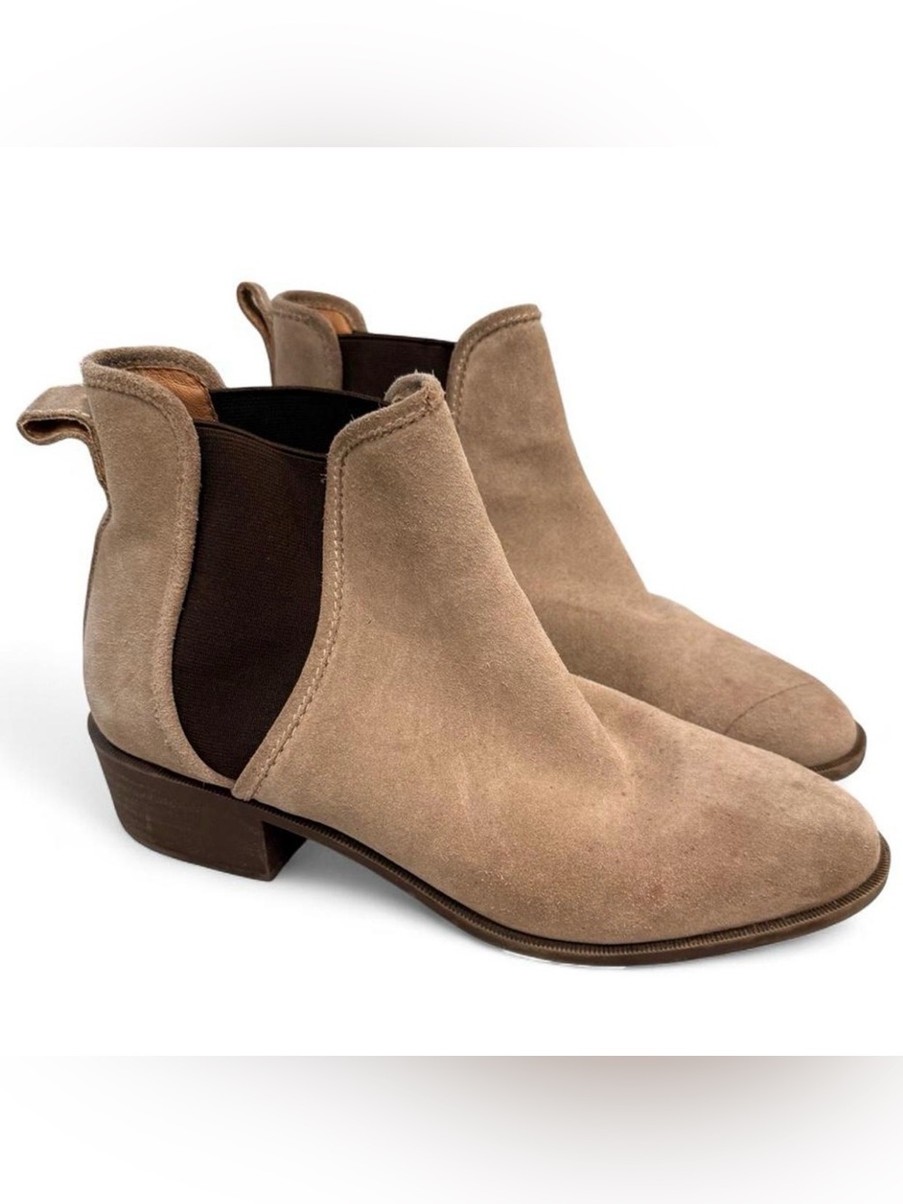 Steve Madden taupe suede Chelsea boots size 9.5